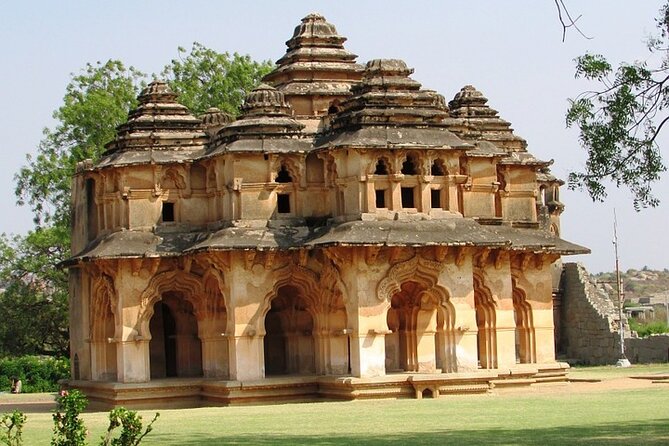 Hampi Day Excursion Review: A Memorable Experience - Pickup and Drop-off