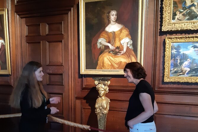 Hampton Court Palace Extended Tour With Accredited Expert Guide - Experience Highlights