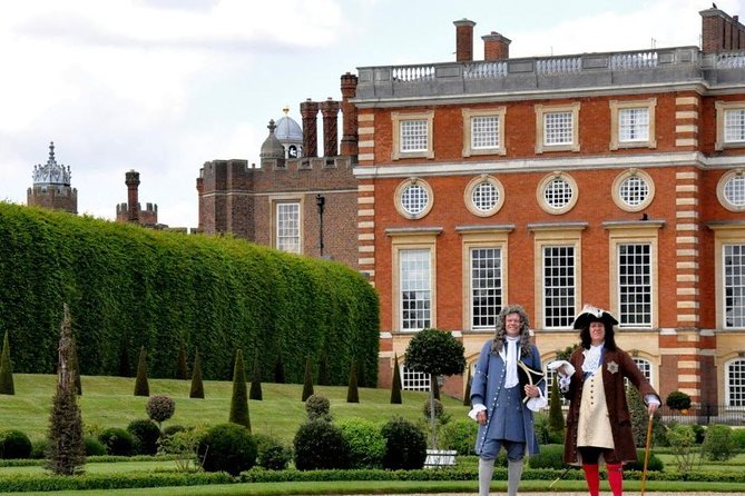 Hampton Court Palace Private Tour - Secrets of Henry VIII - Tour Inclusions and Exclusions