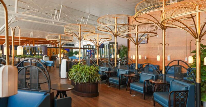 HAN Hanoi Airport: Song Hong Premium Lounge & Bar Terminal 2 - Pricing and Booking Options