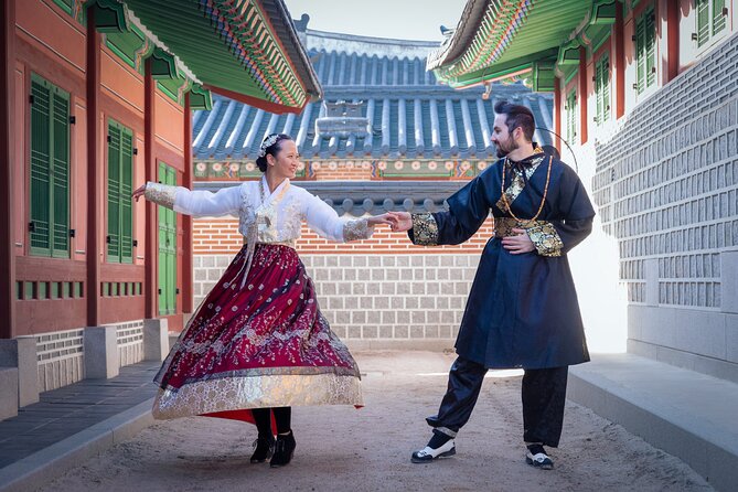 Hanbok Private Photo Tour at Gyeongbokgung Palace - Cancellation and Reservations