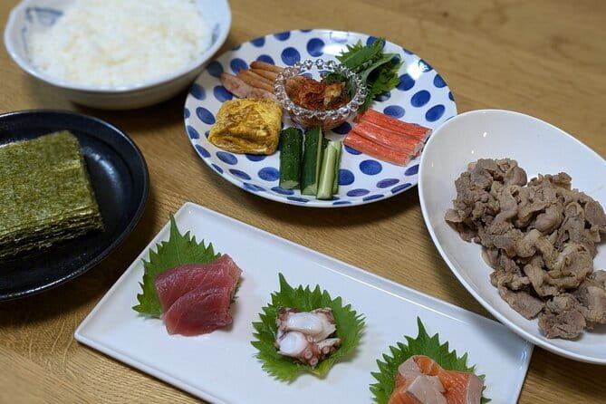 Hand-Rolled Sushi Lesson Near USJ - Key Points