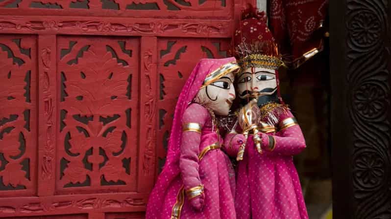 Handicraft Walking Tour in Agra - Itinerary and Transportation