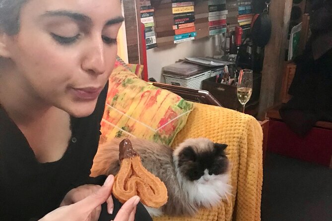 Hands-On Churros & Chocolate Class on a London Houseboat - Questions for Assistance