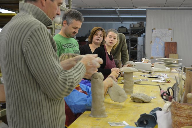 Hands on Clay - Be Creative and Make a Pot - Whats Included in the Activity
