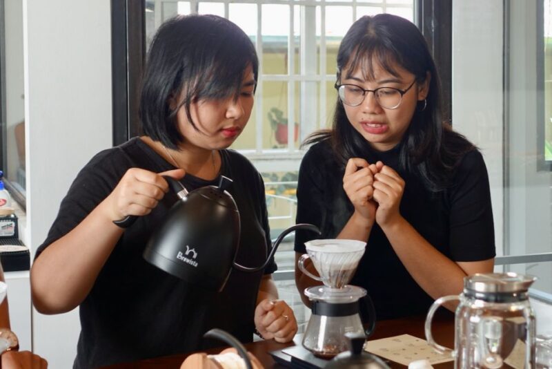 Hands-on Discovery of Vietnamese Coffee & Culture - Location and Parking Details
