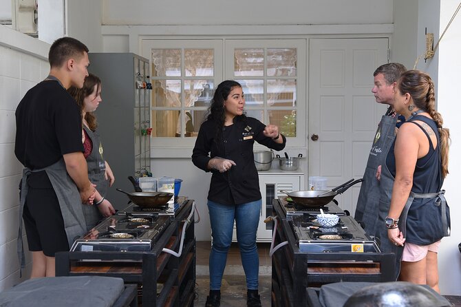 Hands-on Thai Cooking Class & Market Tour in Sukhumvit - Dietary Accommodations