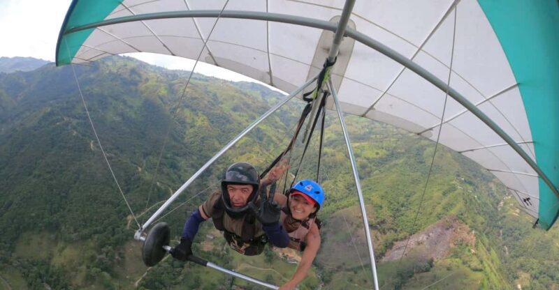 Hang Gliding Flight - Medellín - What to Bring