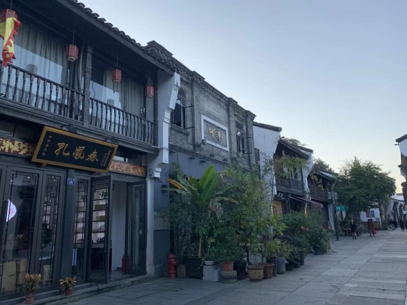 Hangzhou Night Tour 6 Harmonies Pagoda Qiantang River Cruise - Key Points