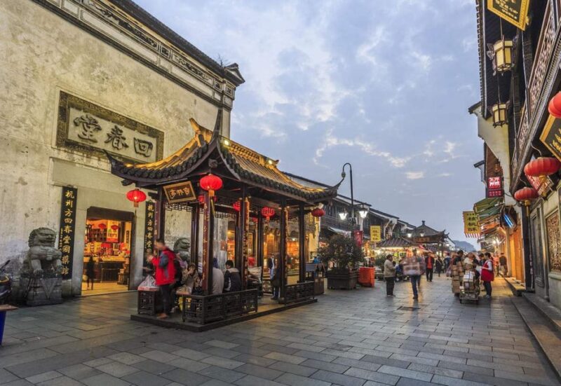 Hangzhou Private One Day Trip From Shanghai by Bullet Train - Lingyin Temple Visit