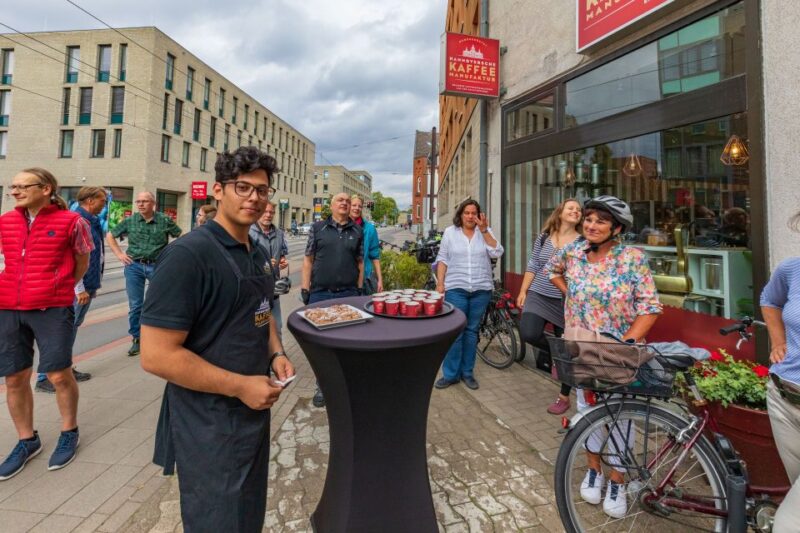 Hannover: Guided Bike Tour for Foodies With Tastings - Explore Maschsee