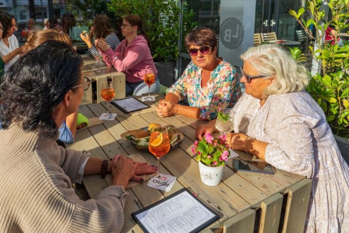 Hannover: Guided Bike Tour for Foodies With Tastings - Frequently Asked Questions