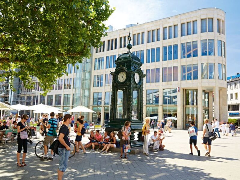 Hannover: Guided Old Town Walking Tour - Highlights of the Walk