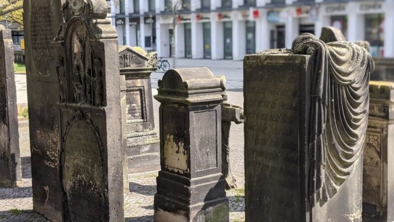Hannover: Self-Guided Old Town Walk to Explore the City - Tour Inclusions
