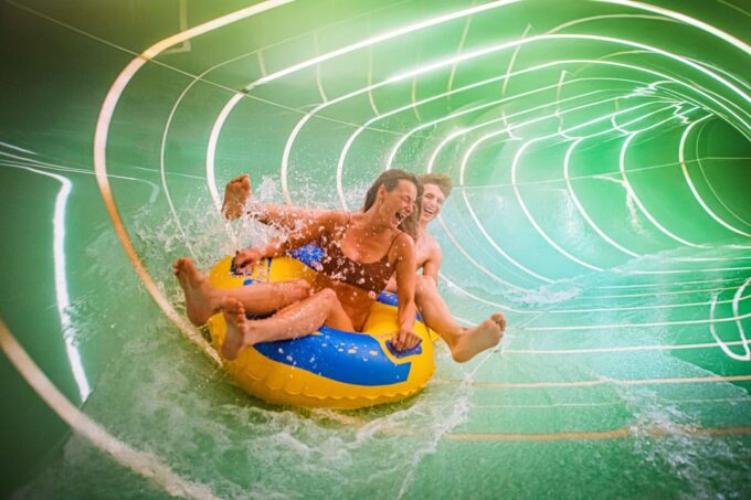 Hannut: Plopsaqua Hannut-Landen Water Park Entry Ticket - Opening Hours