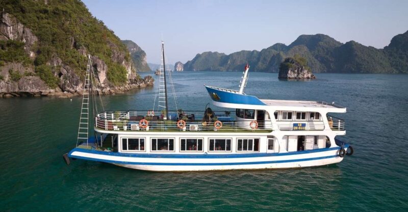 Hanoi: 1 Day Ha Long Bay Cruise / Cave, Titop Island, Kayak - Exploring Sung Sot Cave