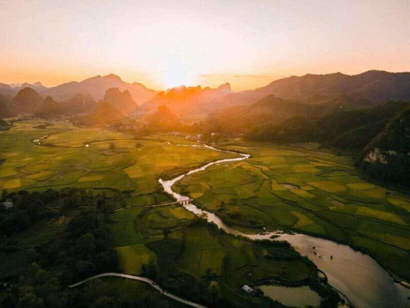 Hanoi: 2-Day Ban Gioc Waterfall, Ngao Cave & Angel Mountain - Day 2: Mắt Thần Mountain and Return to Hanoi