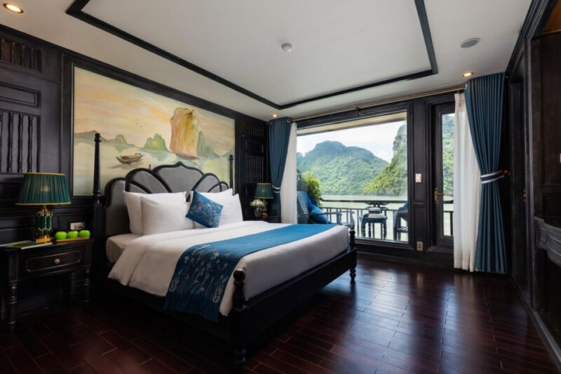 Hanoi: 2-Day Lan Ha & Ha Long Bay 5-Star Cruise With Balcony - Dining Options