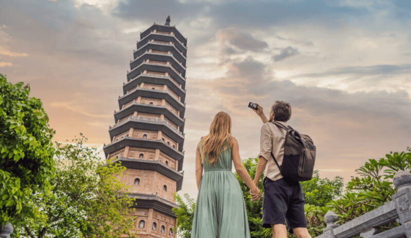 Hanoi: 2-Day Trang An, Tam Coc, Mua Caves, Hoa Lu, Bai Dinh - Boat Trip Through the UNESCO Trang an Landscape
