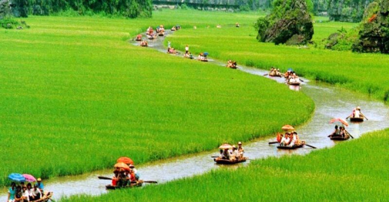 Hanoi: 3-Day Ninh Binh, Ha Long Bay, and Lan Ha Bay Cruise - Mua Caves Scenic Viewpoint