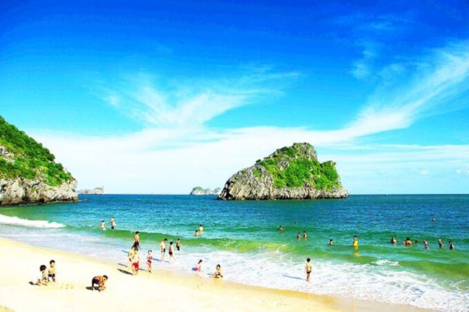 Hanoi: 3-Day Ninh Binh, Ha Long, & Lan Ha Bay 5 Star Cruise - Exploring Ao Ech and Trung Trang Cave