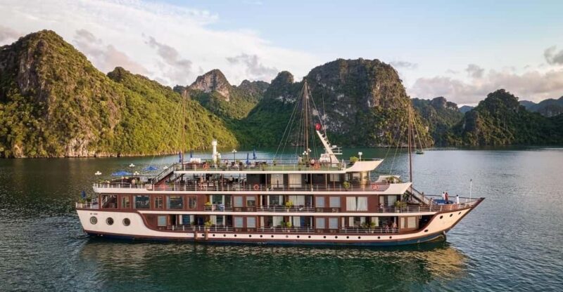 Hanoi: 3-Day Ninh Binh, Ha Long, & Lan Ha Bay 5 Star Cruises - Day 1: Ninh Binh Exploration