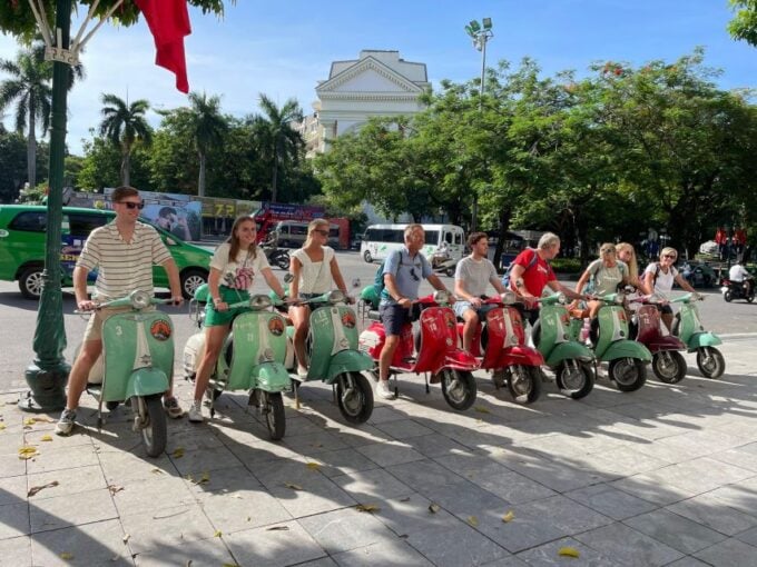 Hanoi 4.5-Hour Vespa Tour City Tour - Recap