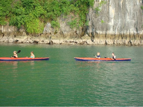 Hanoi: 4-Day Tour of Hanoi, Halong Bay, Hoa Lu, Trang An - Halong Bay Cruise