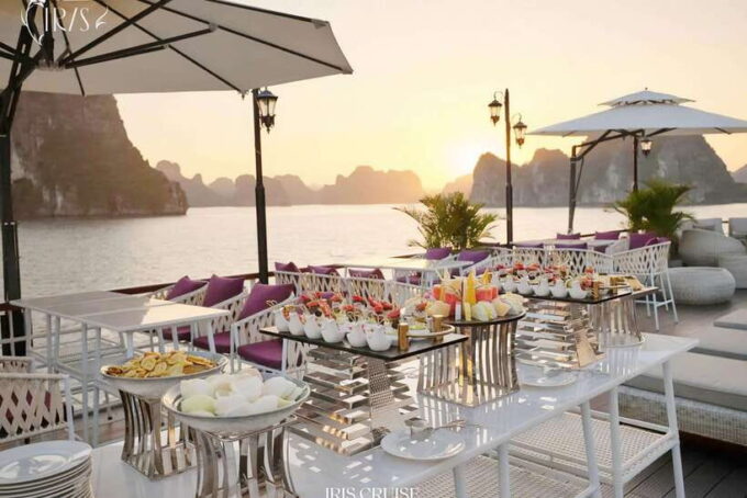 Hanoi: 5-Star Halong Bay Cruise With Lunch, Jacuzzi & Party - Since You Asked