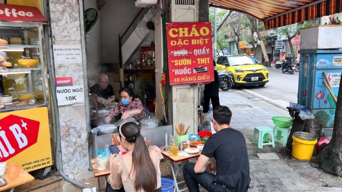 Hanoi: Authentic Food Tour With Local Pals - Reserve Your Spot
