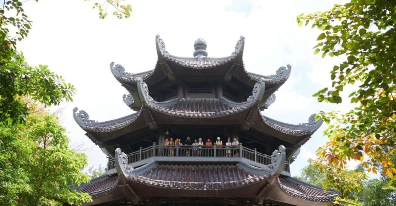 Hanoi: Bai Dinh - Trang An - Mua Cave 1 Day, Buffet Lunch - Trang An Boat Trip