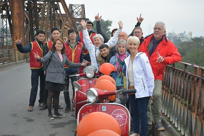 Hanoi By Vespa Tours: HISTORY + CULTURE + SIGHT + FUN 2,5 Hours - The Fun of Riding and Small-Group Vibe