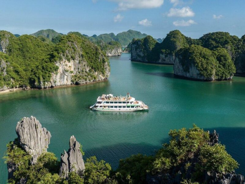 Hanoi: Cat Ba Island & Lan Ha Bay Day Trip Cruise With Lunch - Itinerary Highlights