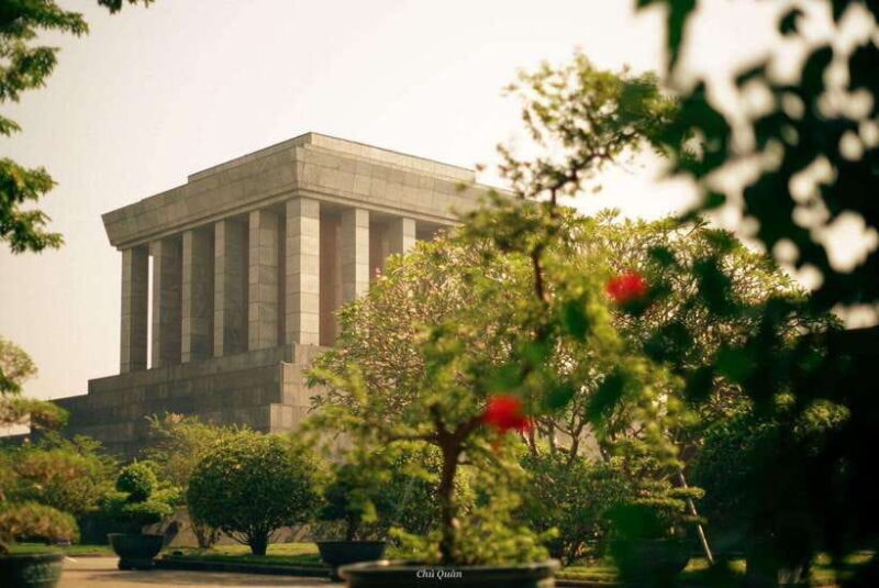 Hanoi City: Full-day Charming Cultural Tour - Ho Chi Minh Mausoleum