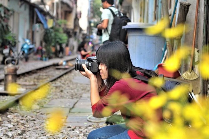Hanoi City Tour and Drinking Beside Railway- Group Tour - Exploring Hanois Rich History