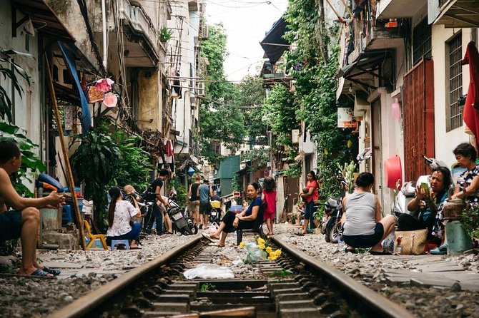 Hanoi City Tour and Drinking Beside Railway- Group Tour - Ho Chi Minh Mausoleum Complex Visit