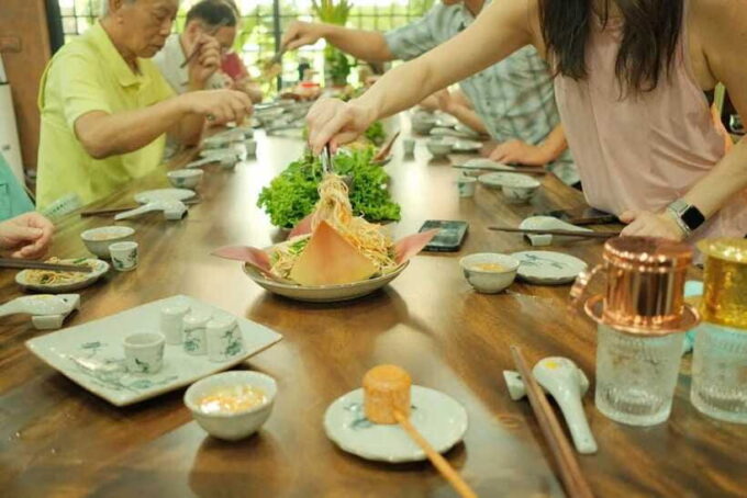 Hanoi: Coffee Workshop With Traditional Meal and Wines - Savoring the Flavors of Vietnam