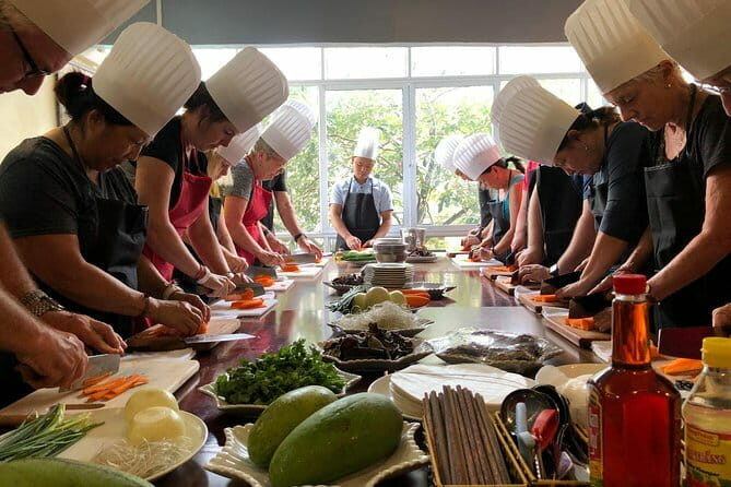 Hanoi: Cook 25 Vietnamese Dishes With Traditional Tea Ceremony - What Reviewers Say