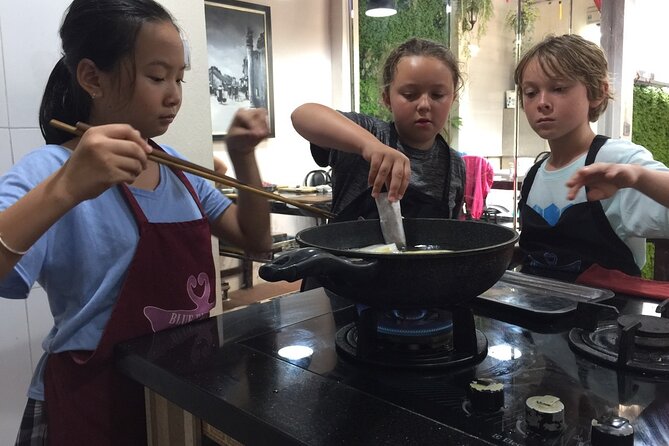 Hanoi Cooking Class and Market Tour in Ancient House - Authentic Vietnamese Cuisine