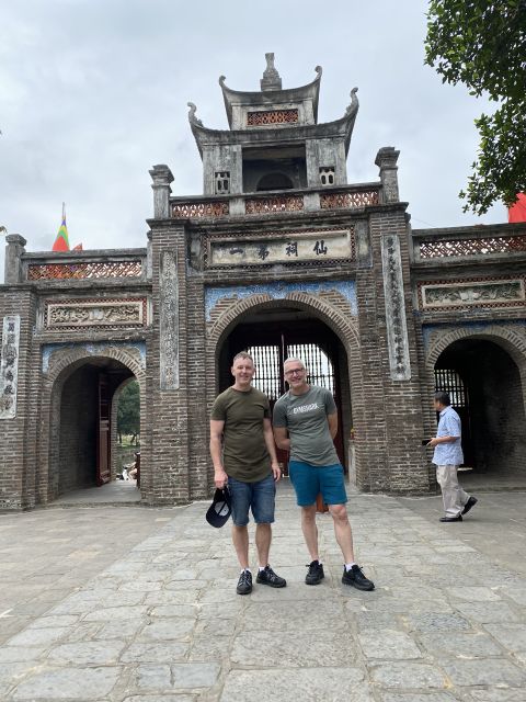 Hanoi Countryside Bike Tour: Red River Culture & Daily Life - Long Bien Bridge Exploration