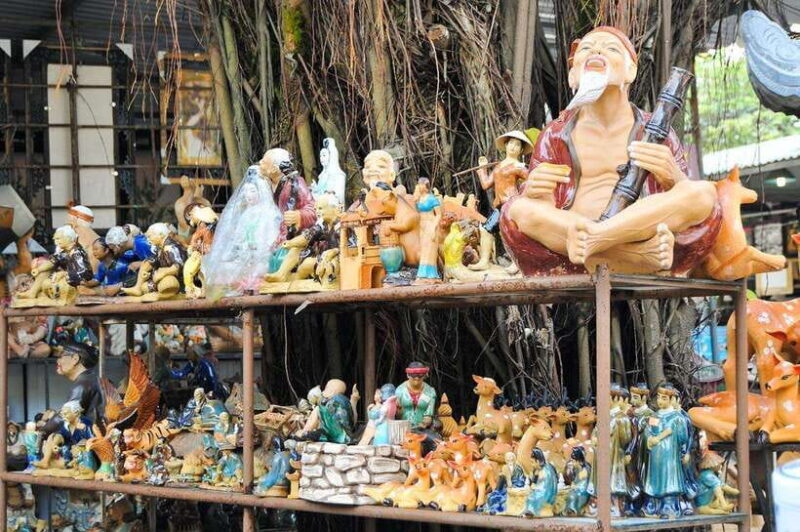 Hanoi: Cultural And Artistic Journey To Bat Trang, Dong Ho - Marveling at the Wood Carvings and Sculptures
