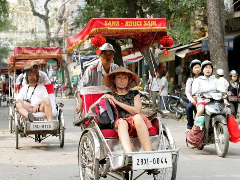 Hanoi: Cyclo the Old Quarter and Egg Coffee Tour - Tour Logistics and Inclusions