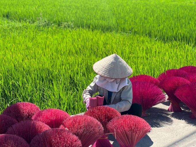 Hanoi: Day Trip to Lacquer Paint, Incense & Hat Villages - Frequently Asked Questions