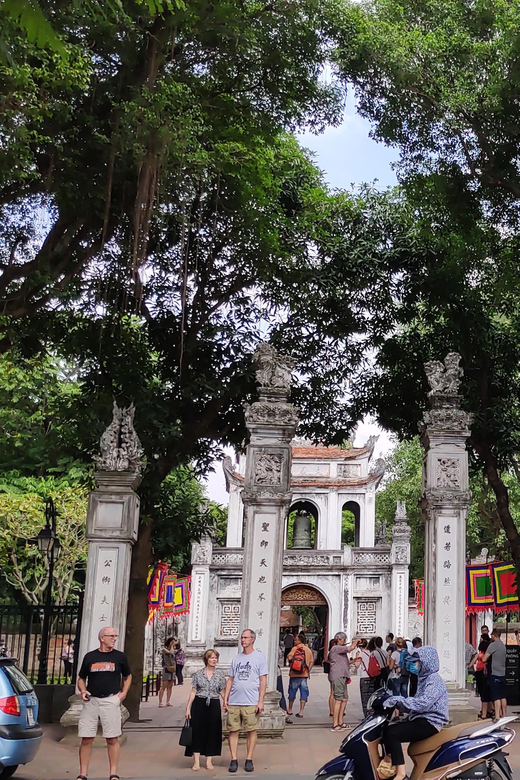 Hanoi: Explore Hidden Gems & Adventure Private Tour - Key Points