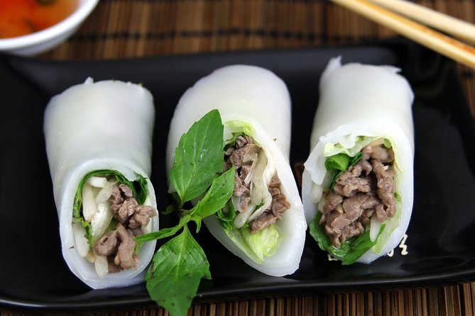 HANOI FOOD TOUR With A Real Foodie: FOOD+DRINK+LOCAL LIFE+CULTURE - Exploring Hanois Cuisine