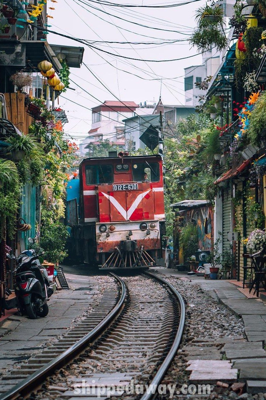 Hanoi: Foodie Tour With Train Street - Itinerary Details