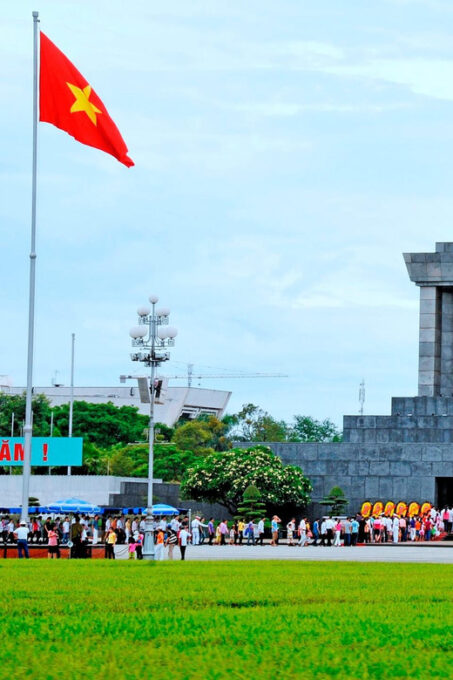 Hanoi: Full-Day City Tour With Lunch - Hoa Lo Prison Museum