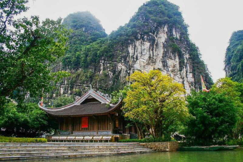Hanoi: Full-day Exploring Hoa Lu And Trang An Grottoes - Inclusions