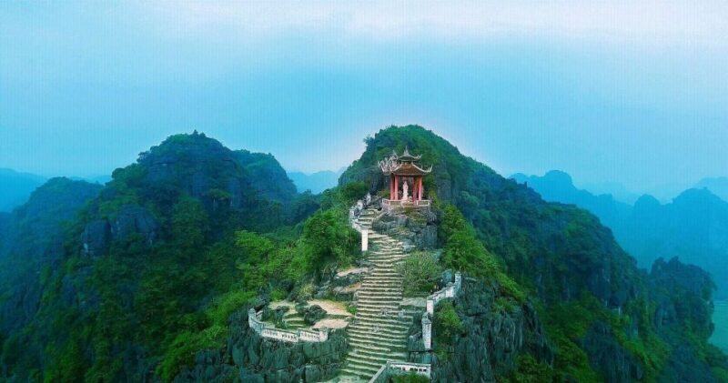 Hanoi: Full Day Guided Tour of Hoa Lu, Tam Coc, and Mua Cave - Climbing Mua Cave