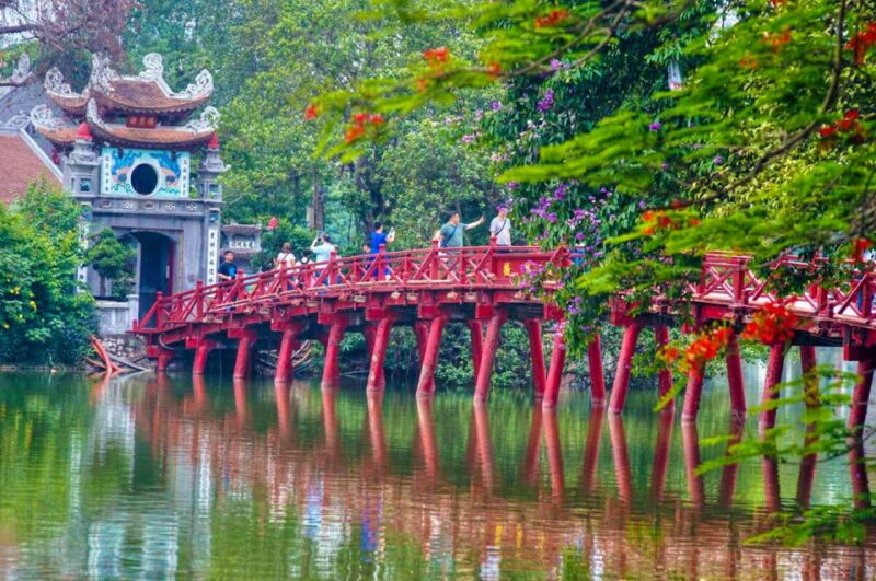 Hanoi Full Day - The Capital Known For Its Peaceful Beauty - Visit Ho Chi Minh Mausoleum